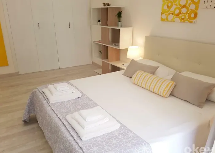 Charme & Chic - Centro 公寓